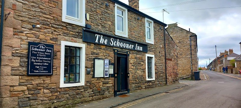 Schooner Inn