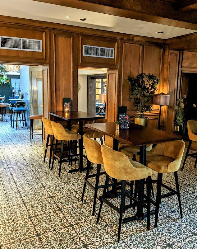 The Post House Bar & Grill