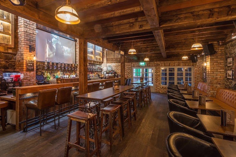 The Smoking Monkey Bar & Grill