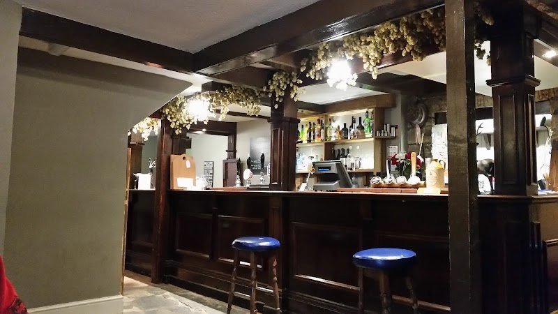 Fforest Inn