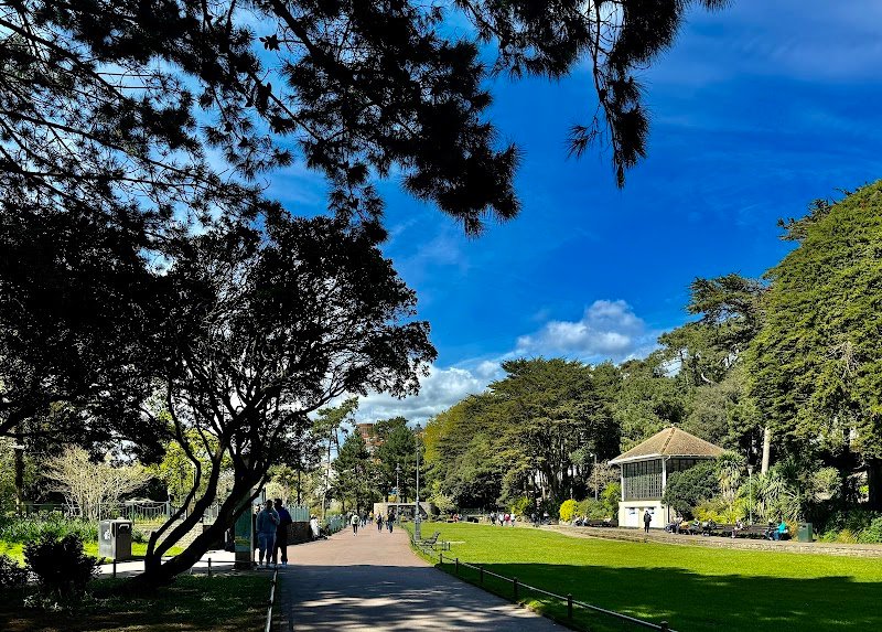Pine Walk Bandstand
