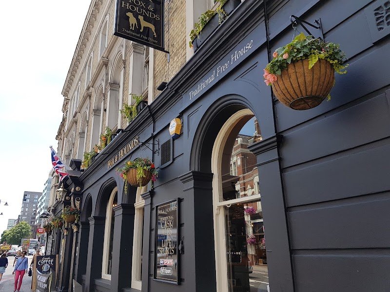 Fox & Hounds