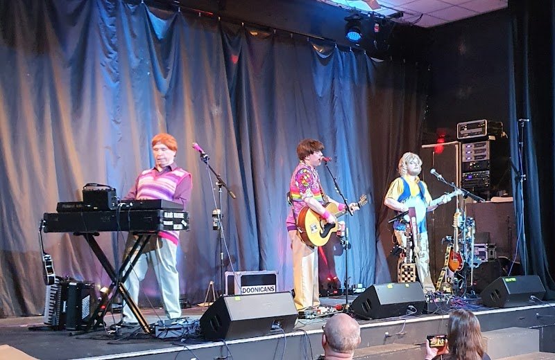 Howden Live