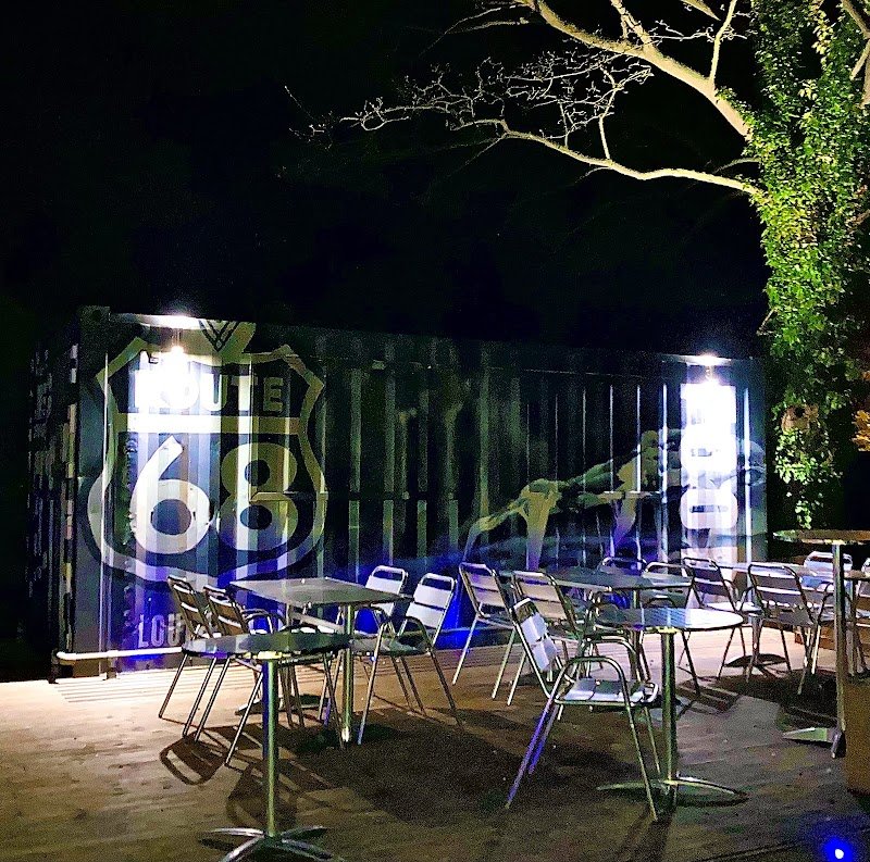 Royal Oak Inn & Knife & Cork Restaurant