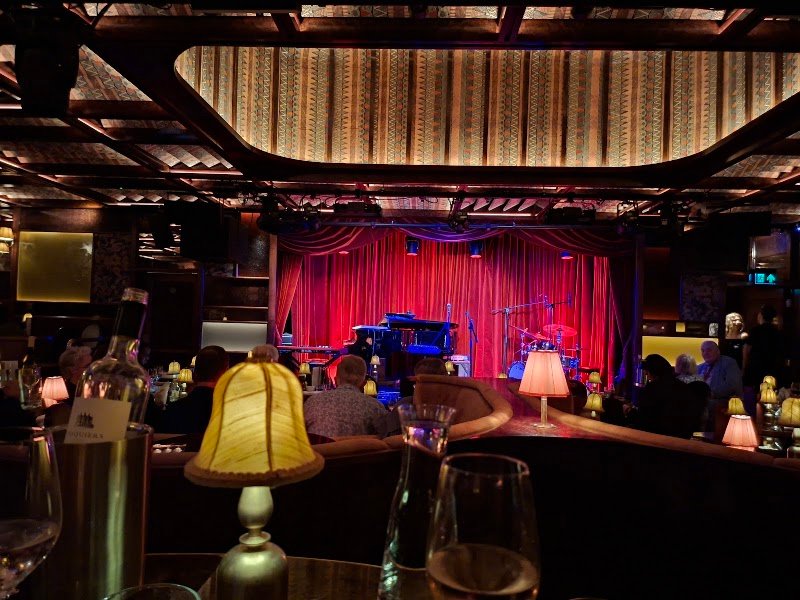 Upstairs at Ronnie's