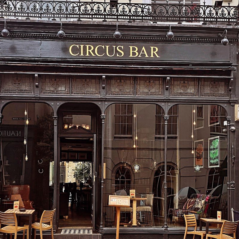 Circus Bar