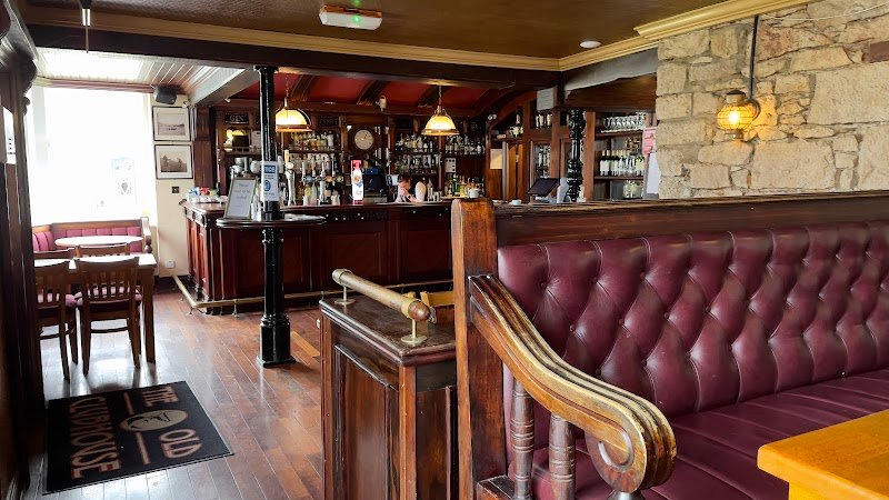 The Old Clubhouse Pub & Restaurant