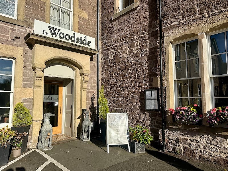 The Woodside - eat / drink / stay