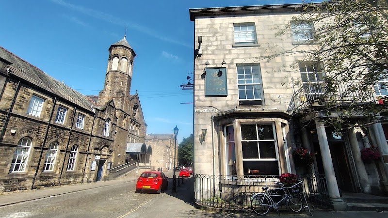 The Borough | Pub, Restaurant & Hotel
