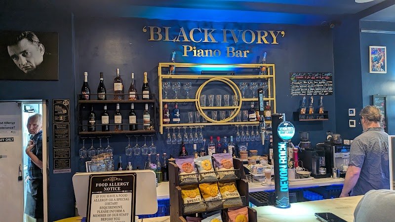 Black Ivory Piano Bar