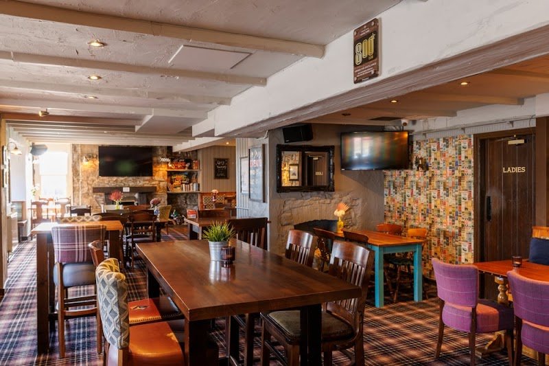 Four Mile Inn