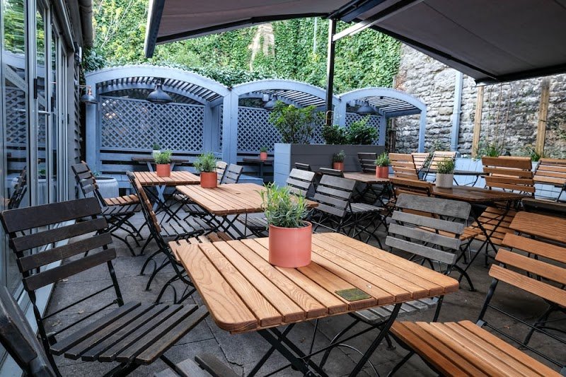 Turf Tavern