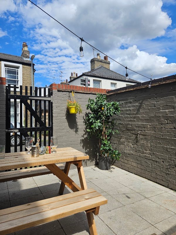 The Clarendon Arms