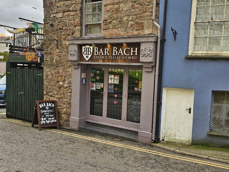 Bar Bach