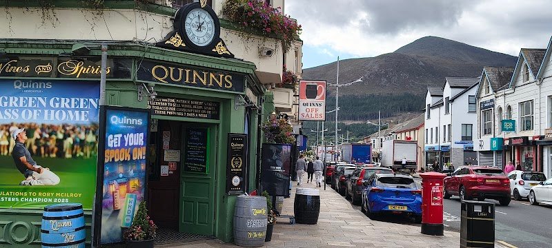 Quinns Bar
