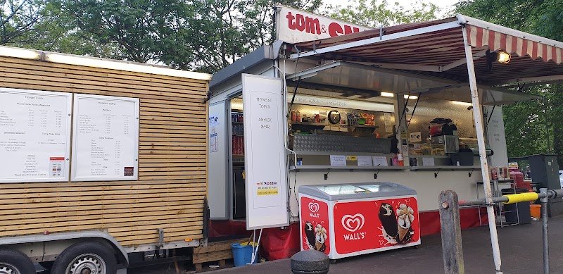 Honest Tom's Snack Bar