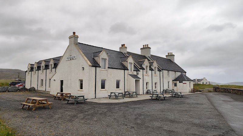 Polochar Inn