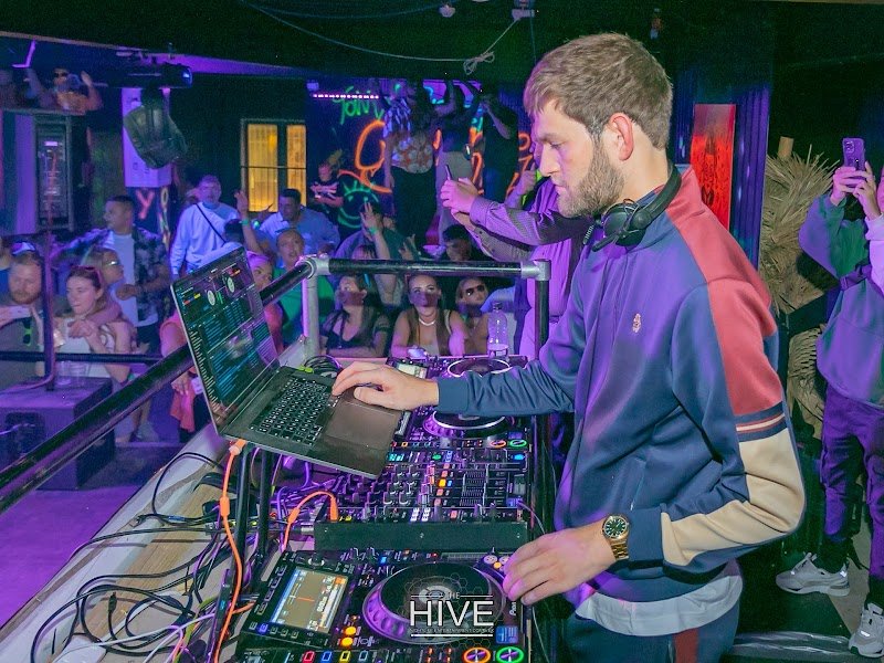 The Warehouse - SkegVegas