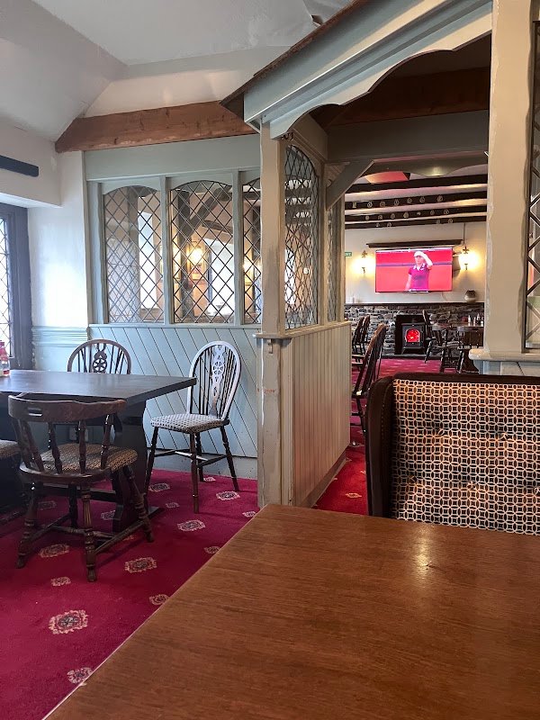 Lydstep Tavern