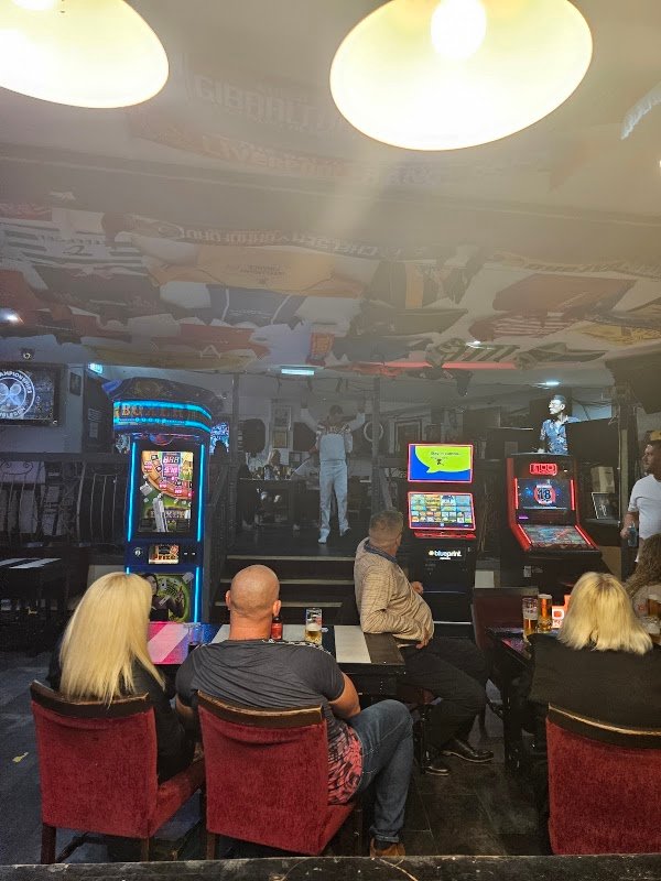 Scotties Sports Bar