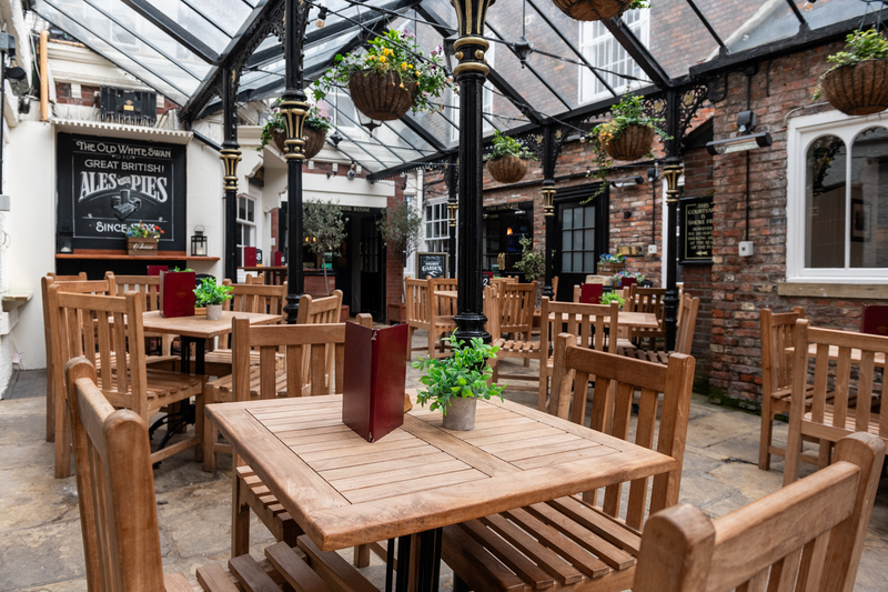 The Old White Swan