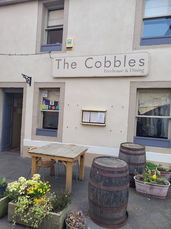 The Cobbles - Freehouse & Dining