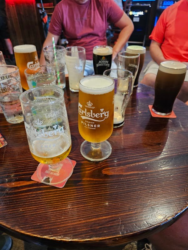 Twomey's Irish Bar