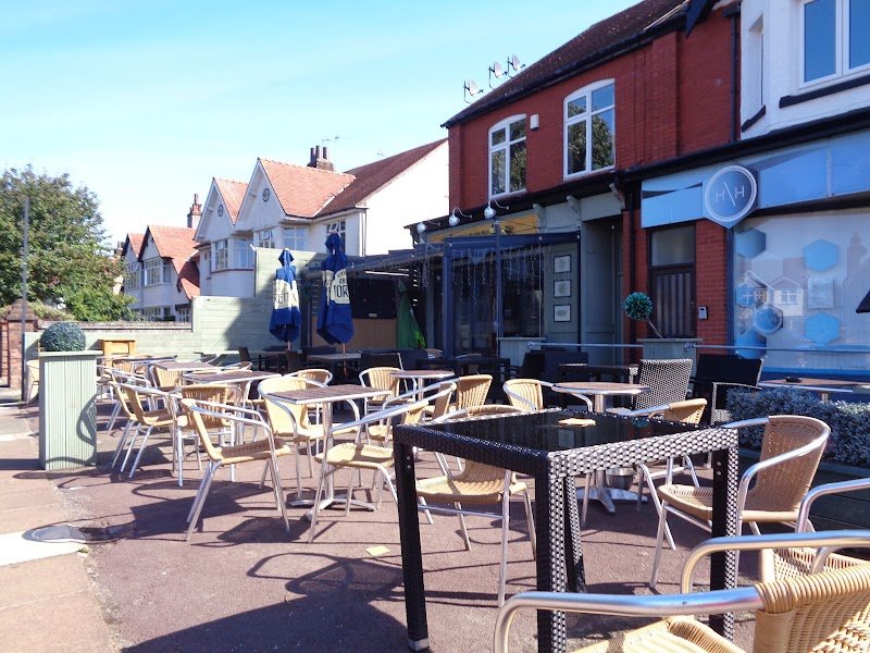 The Pines Bar