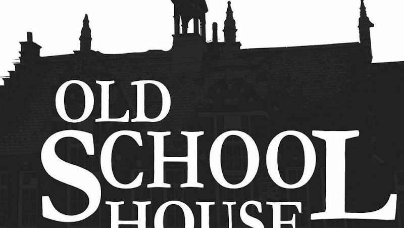 The Old School House & Courtyard