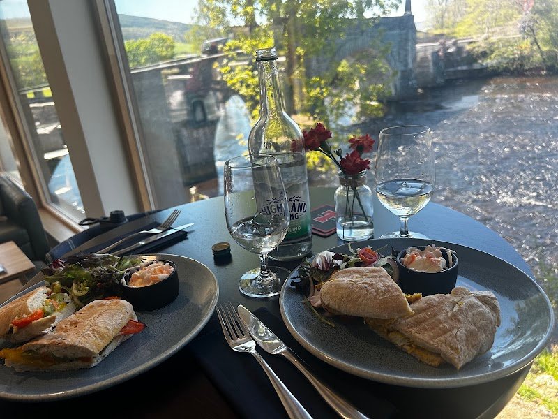 Riverside Restaurant and Bar