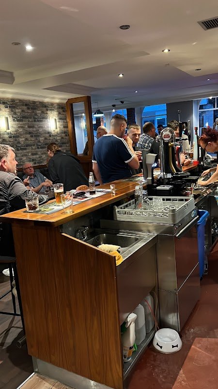 The White Hart Restaurant & Newmarket Bar