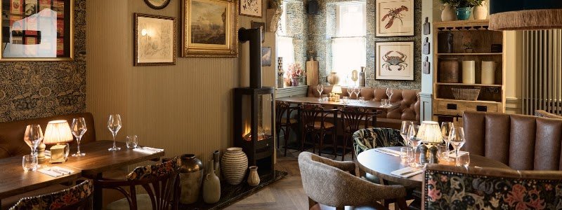 The Oak Bar & Restaurant