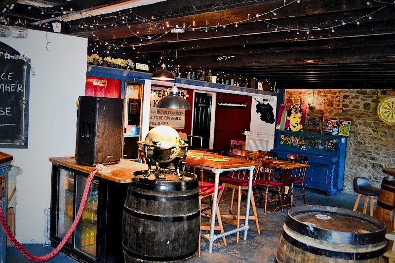 The Plume of Feathers
