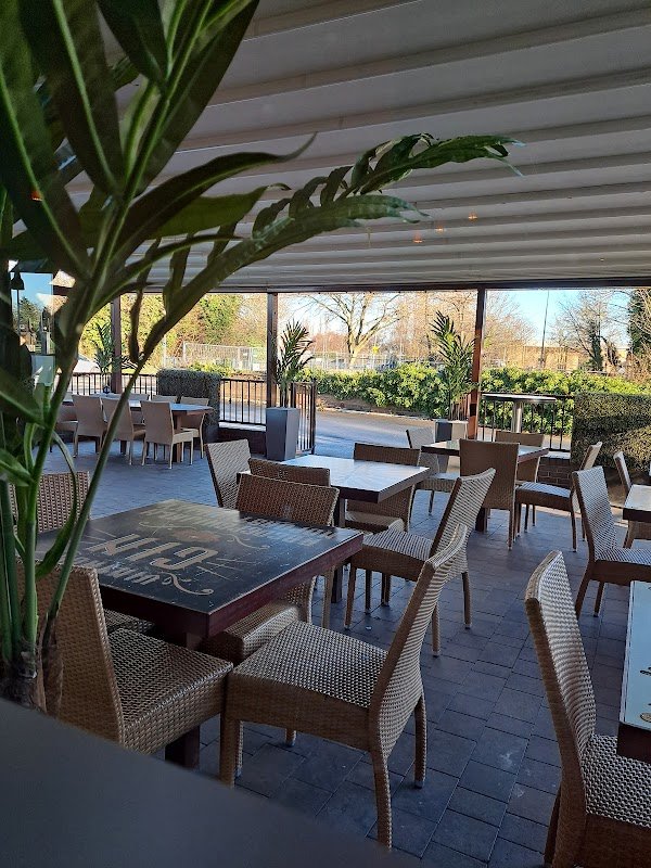 Lounge Bar & Grill