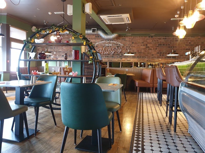 HS-1 Cafe Bar