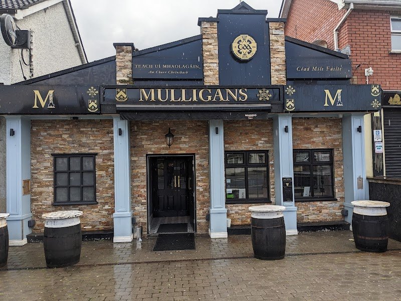 Mulligans Bar