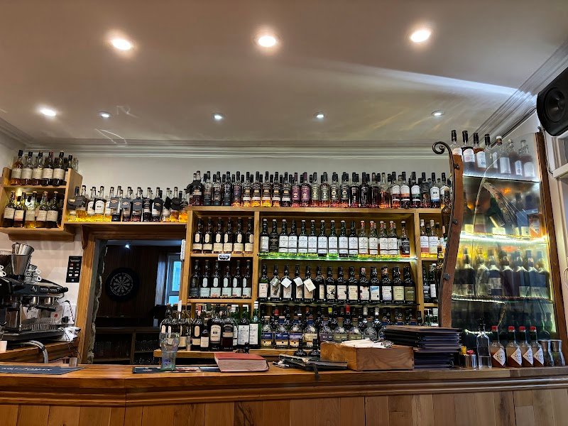 Bowmore Hotel Restaurant