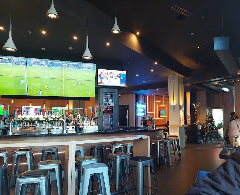 Shark Club Gastro Bar