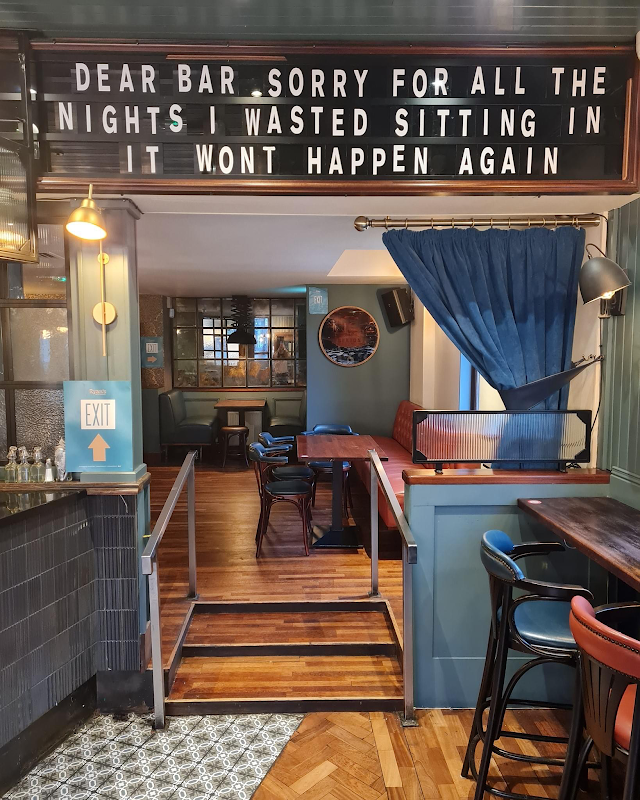 Ryan's Bar & Restaurant