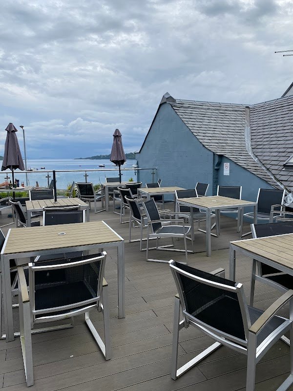 Pierhead Tavern