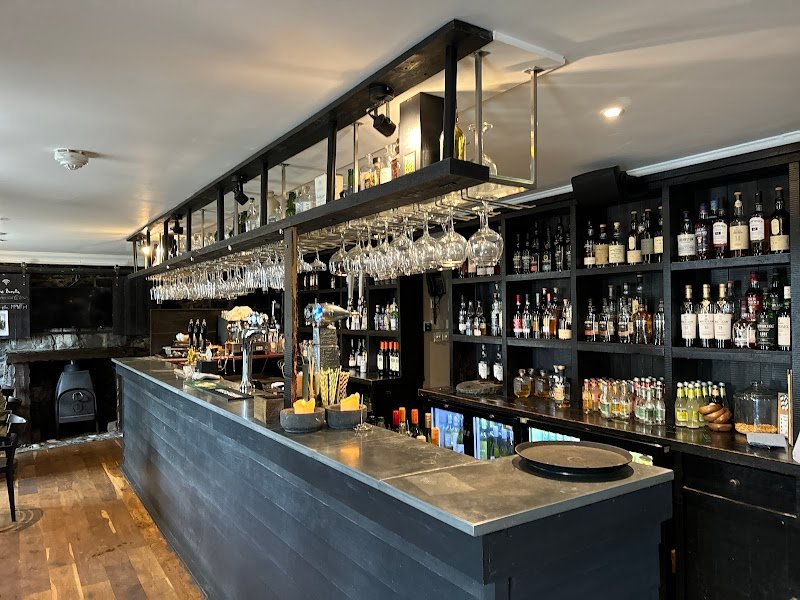 Merchant Bar
