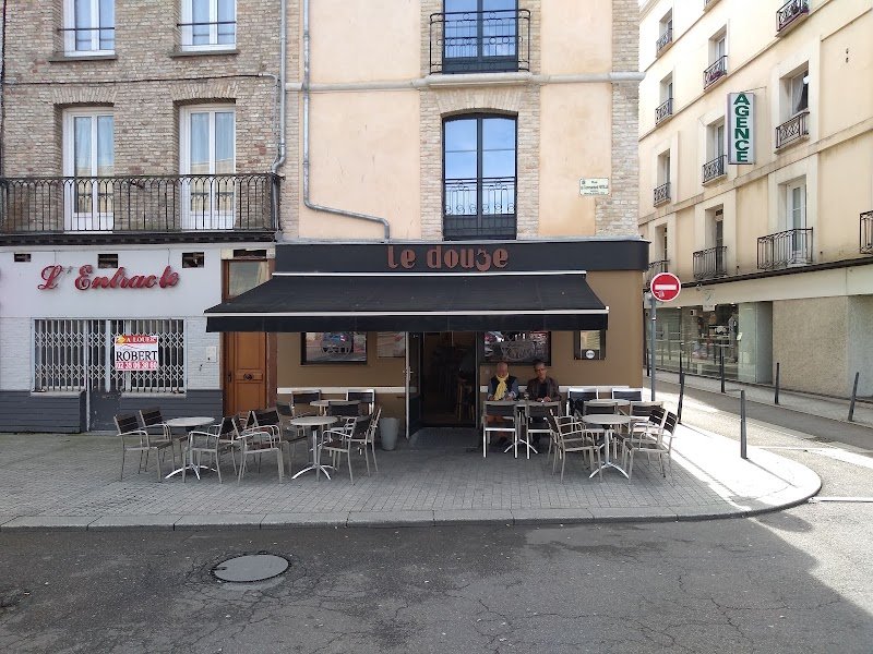 Le Douze