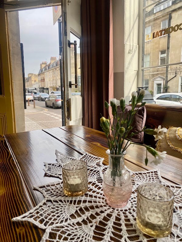 William’s Table Pub & Kitchen