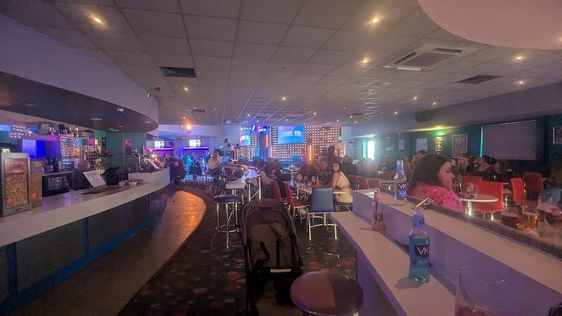 RJ's