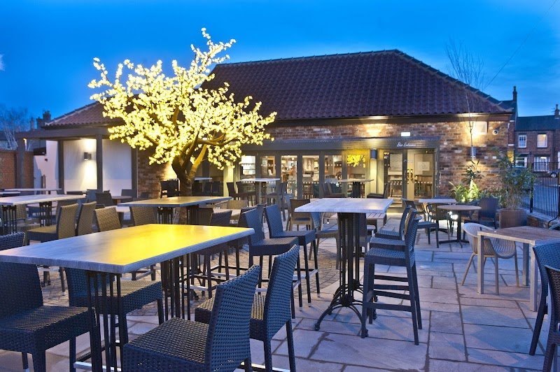 The White Horse - JD Wetherspoon