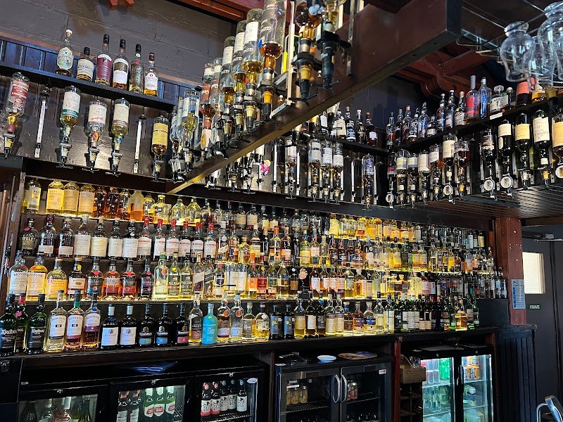 Seumas' Bar