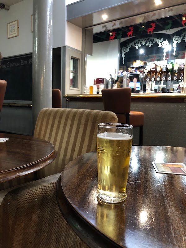 Station Bar