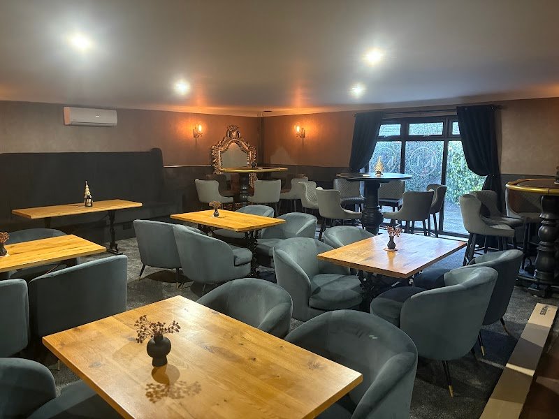 Kirton Lounge