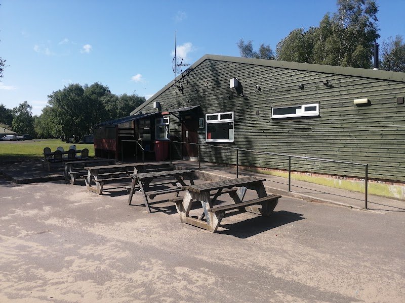 lakeside bar-leisure lakes