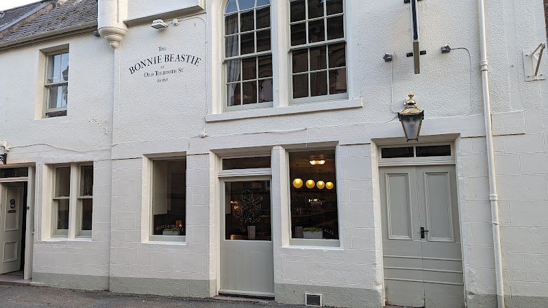 Red Lion (Beastie Bar)